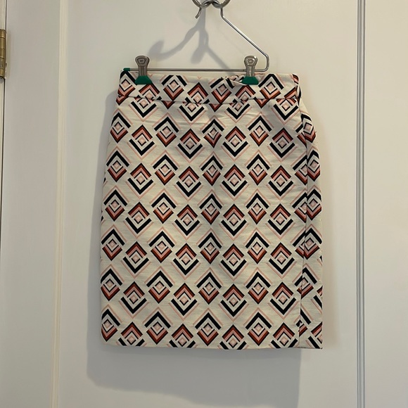 Ann Taylor print skirt, 2P - Picture 1 of 2